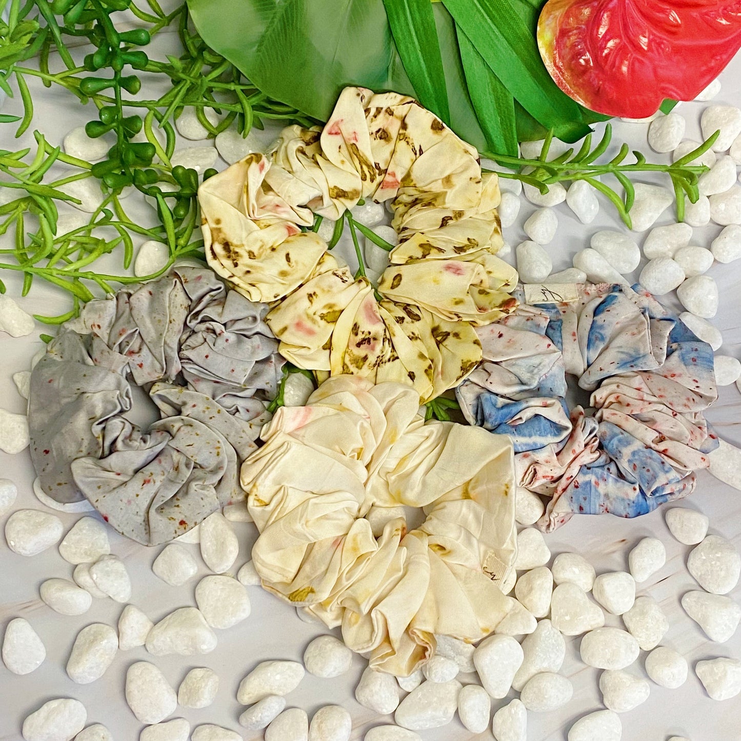 Sustainable Natural Dye Art Hair Scrunch-1